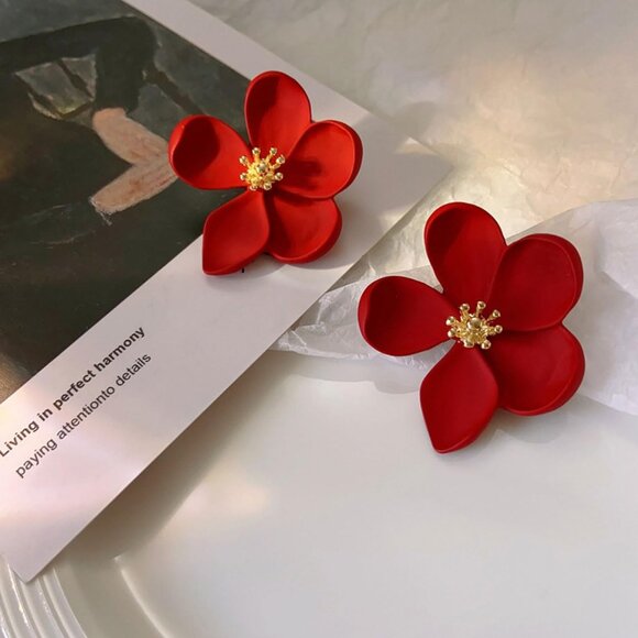 Women's Red Beauty Cute Flower Shape Statement Boho Dainty Stud Earrings - Picture 5 of 7